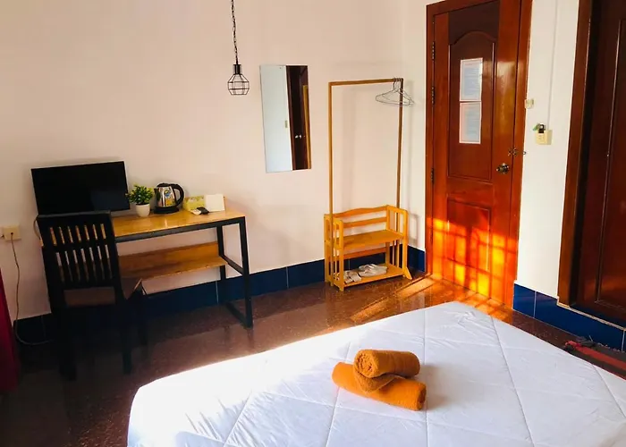 Phum Angkor Hostal *